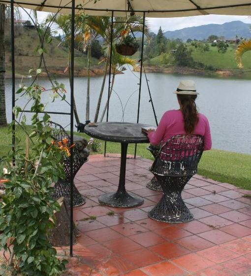 בית מלון כפרי Casa Finca Típica The Lake