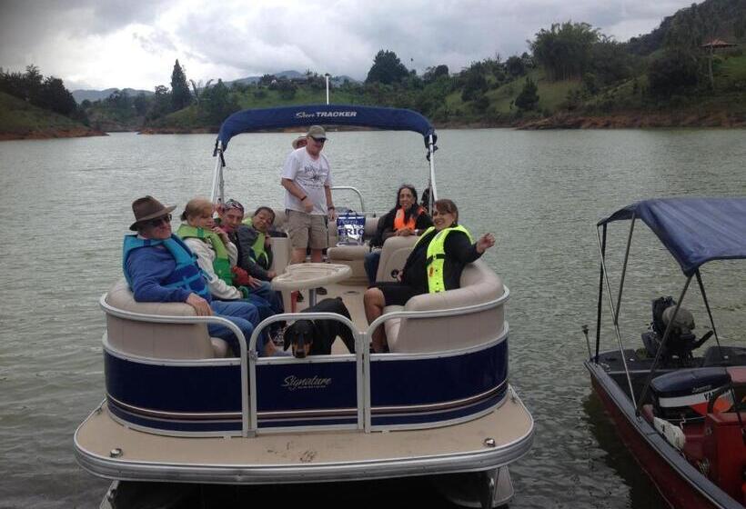 בית מלון כפרי Casa Finca Típica The Lake