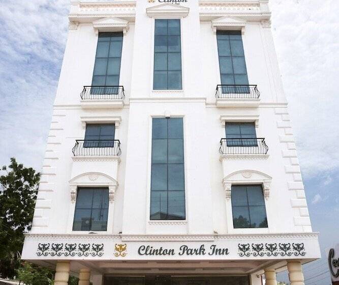 酒店 Clinton Park Inn