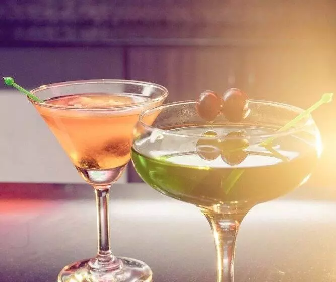 Hotelli Clinton Park Inn