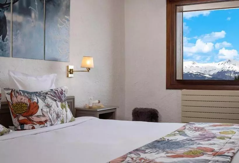 Hotelli Hôtel Courcheneige