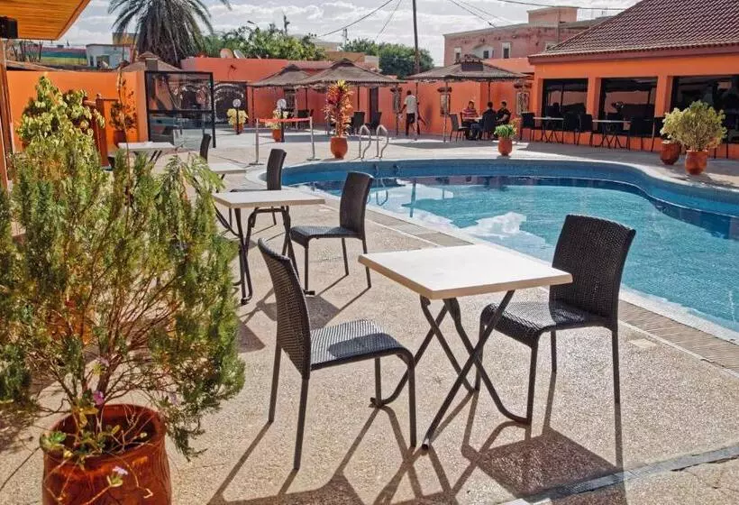 هتل Hôtel Iman