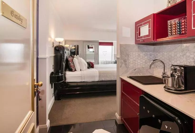 Hotelli Josephines Luxury Accommodation