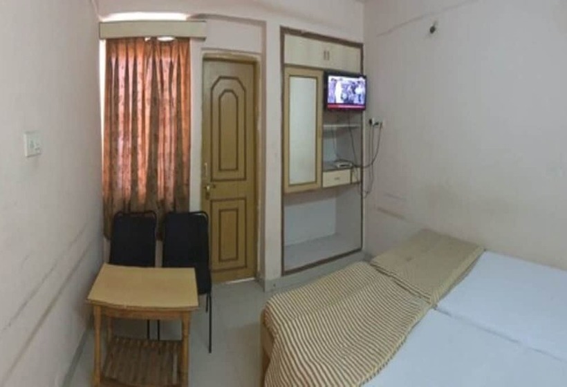 酒店 Rajdhani Plaza