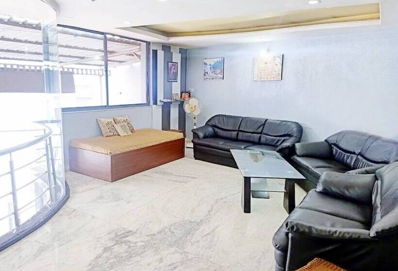 酒店 Rajdhani Plaza