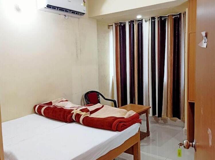 酒店 Rajdhani Plaza