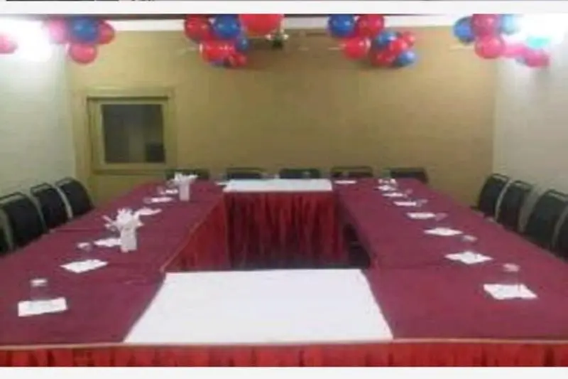 Hotel Rajdhani Plaza