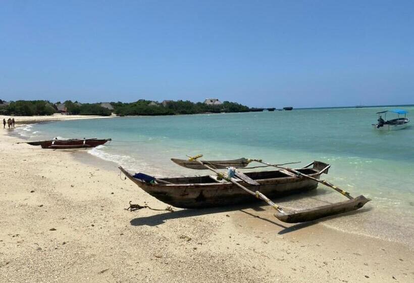 Kiwengwa Bungalow Boutique Resort