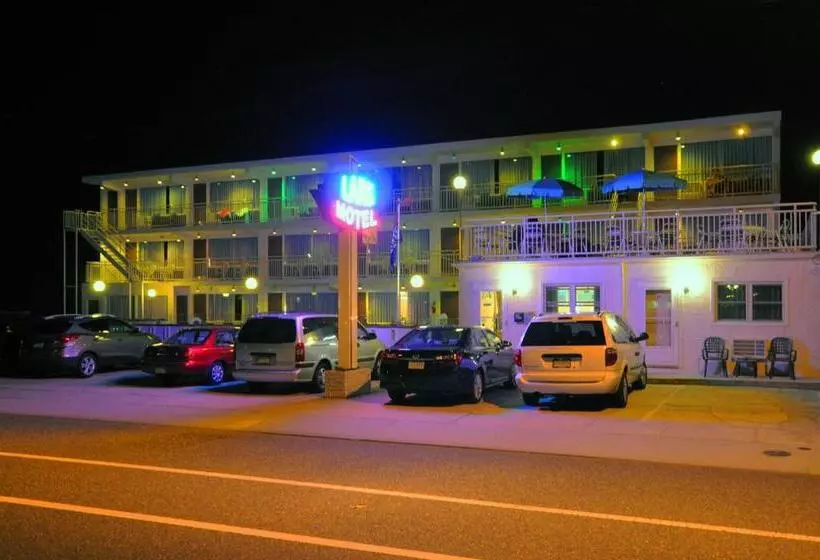 Lark Motel