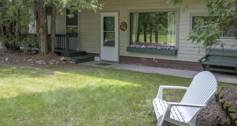 منتجع Ridges Inn & Suites