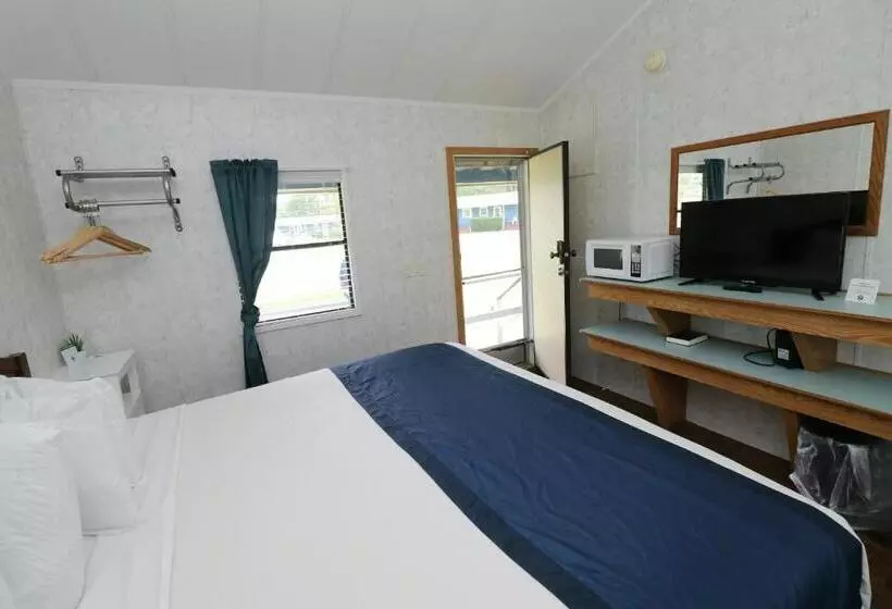 Aamiaismajoitus (B&B) Bird's Nest Resort