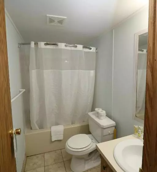 Aamiaismajoitus (B&B) Bird's Nest Resort