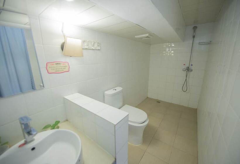 Dali Spring Field Hostel