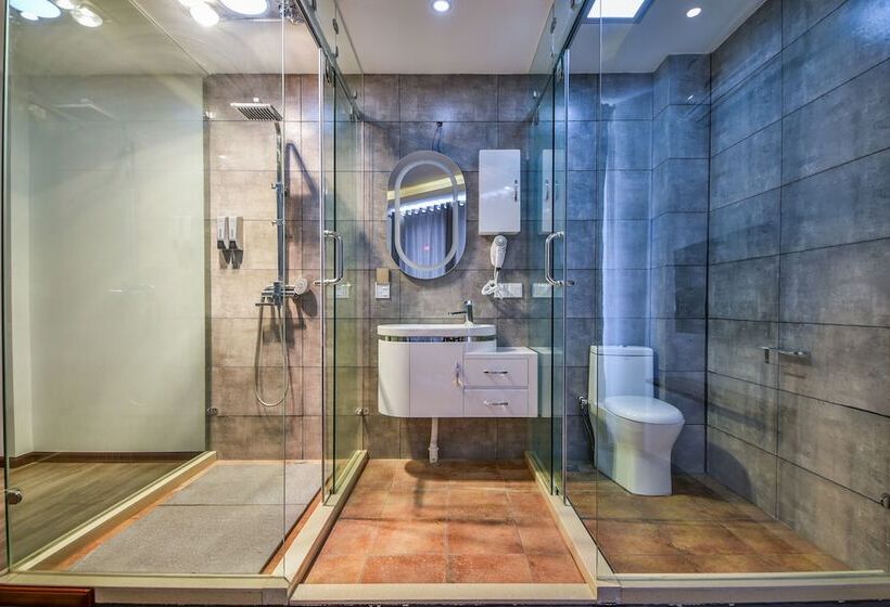 Dali Spring Field Hostel