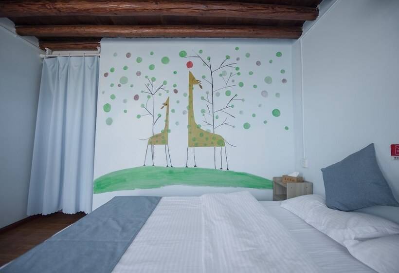 Dali Spring Field Hostel