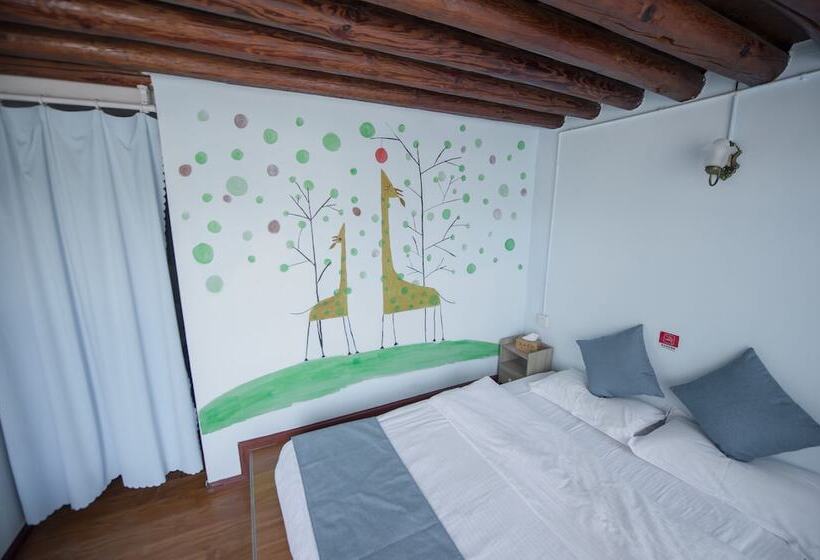 Dali Spring Field Hostel