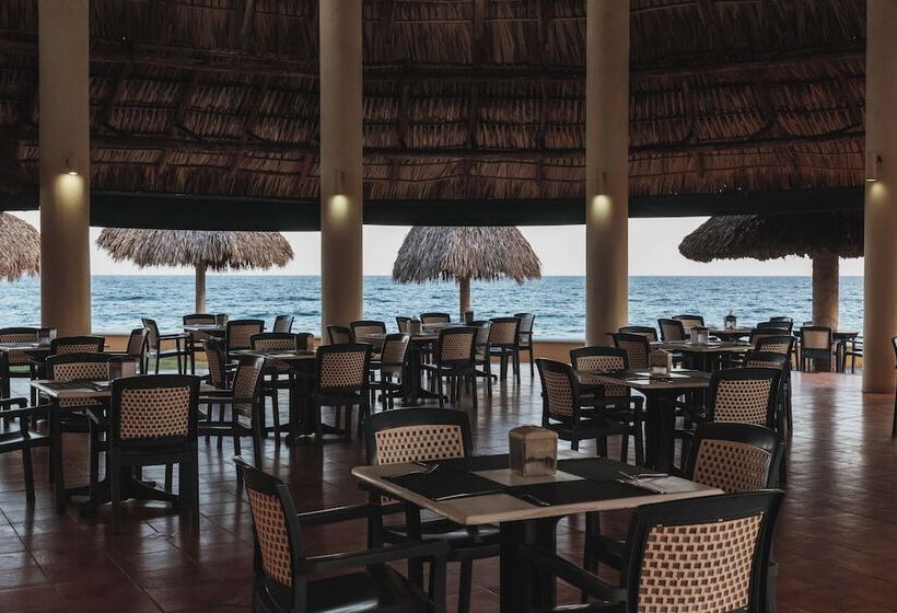 هتل Cayman Suites