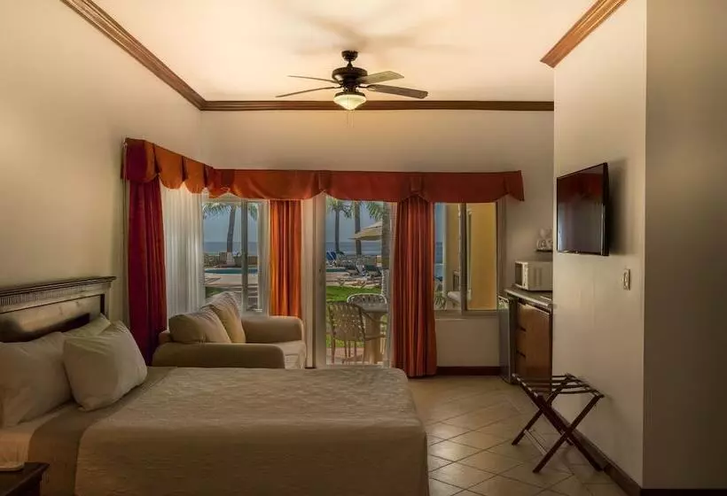 هتل Cayman Suites