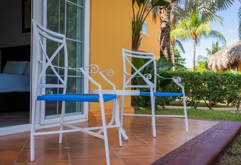 هتل Cayman Suites