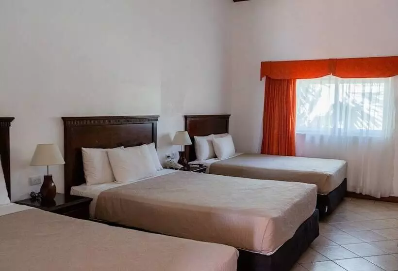 هتل Cayman Suites