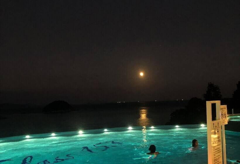 Hotel High Class 153