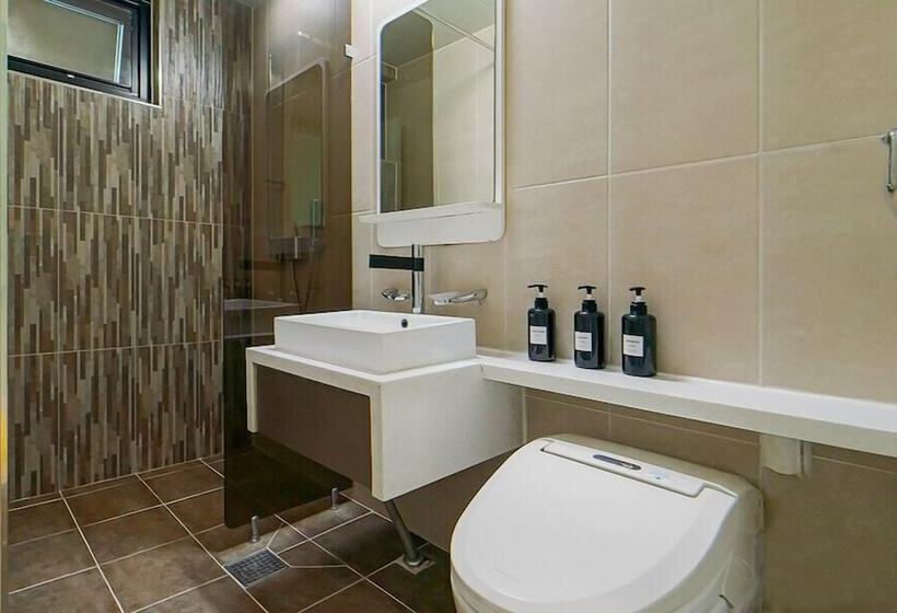 Hotel High Class 153