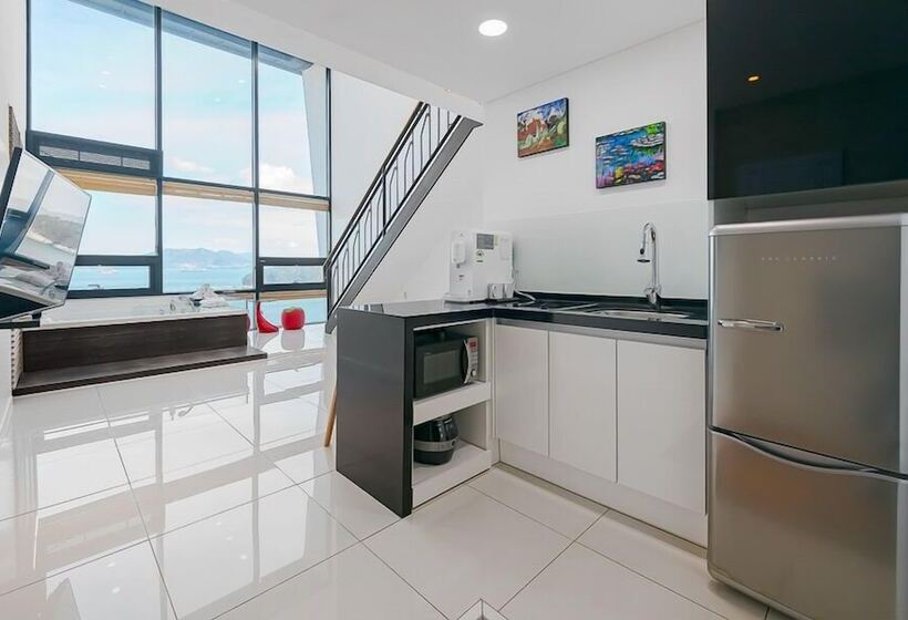 Hotel High Class 153