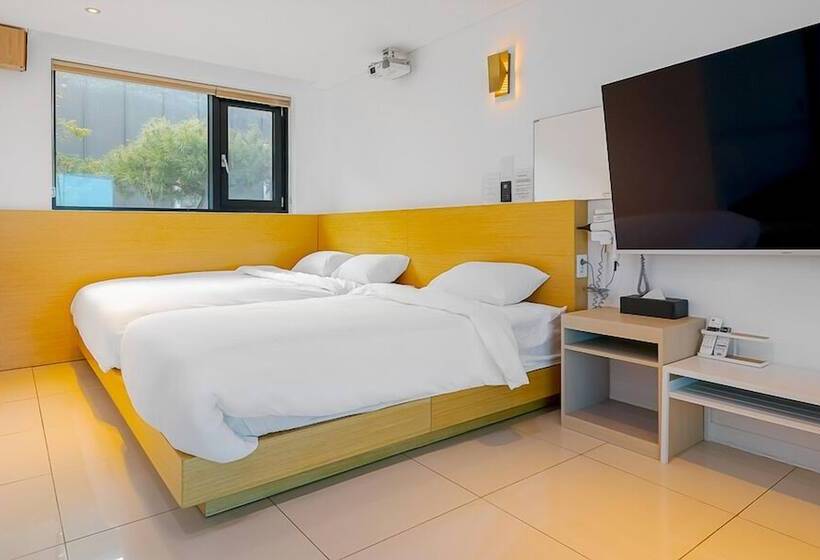 Hotel High Class 153