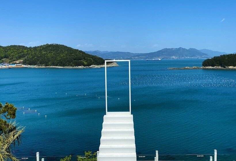 Hotel High Class 153