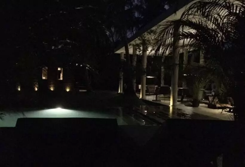 Hotelli Kaju Green Eco Lodges