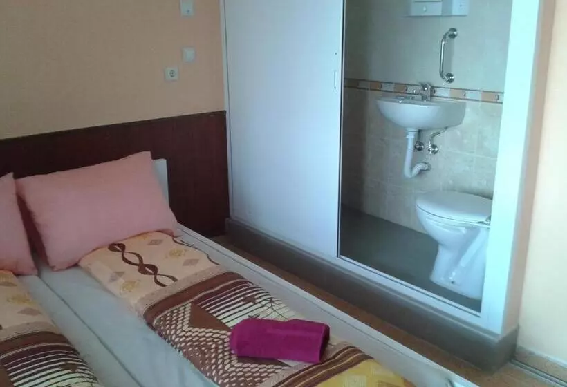 Hotelli Osogovo Rooms