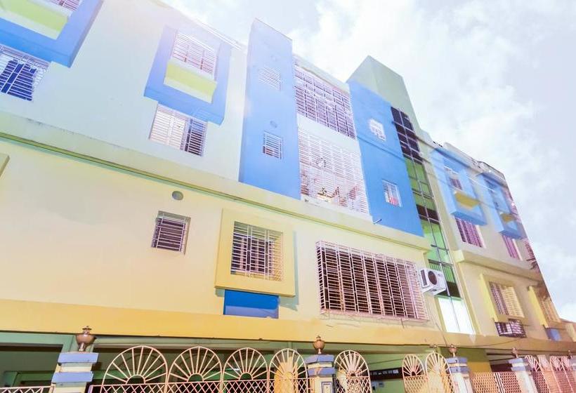 Hôtel Oyo 9129 Garia