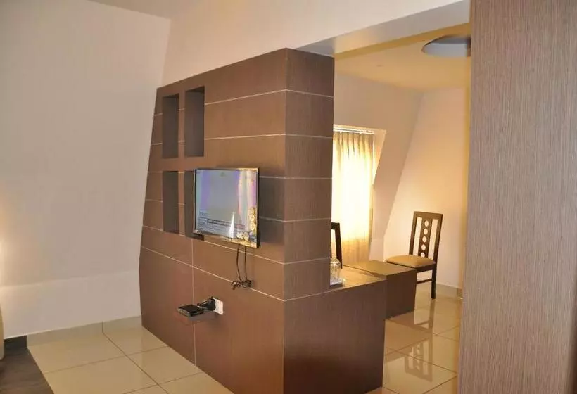 ホテル Shivaprasad Grand