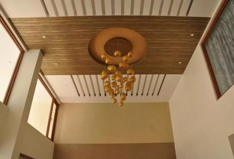 ホテル Shivaprasad Grand