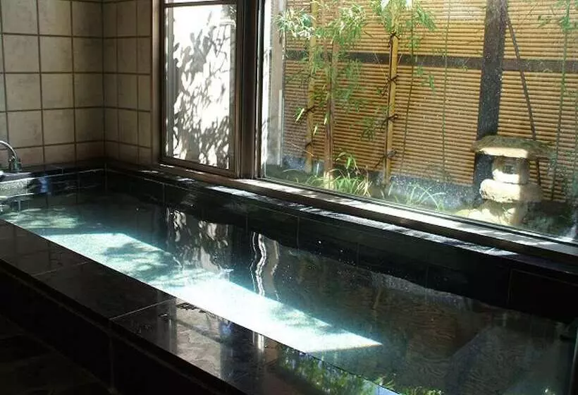 ホテル Tomiokaya