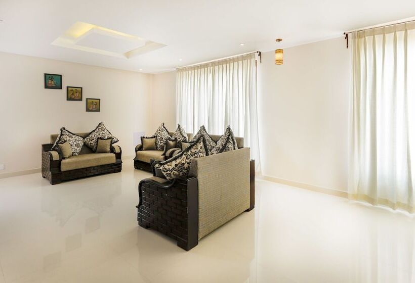 Отель Treebo Sunrise Ig Road