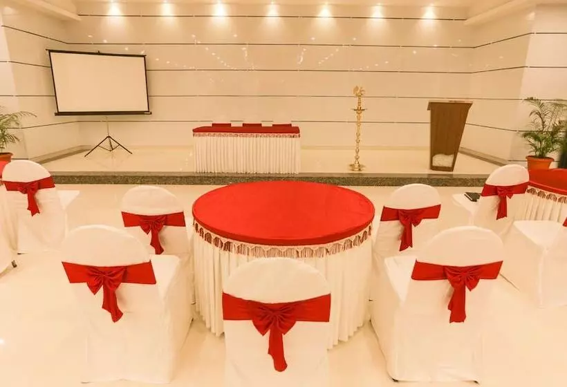 ホテル Treebo Sunrise Ig Road