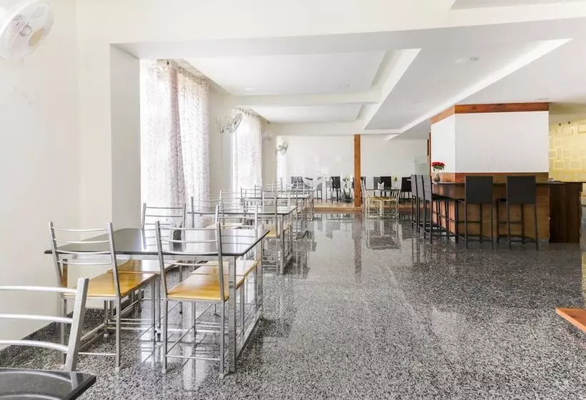 ホテル Treebo Sunrise Ig Road