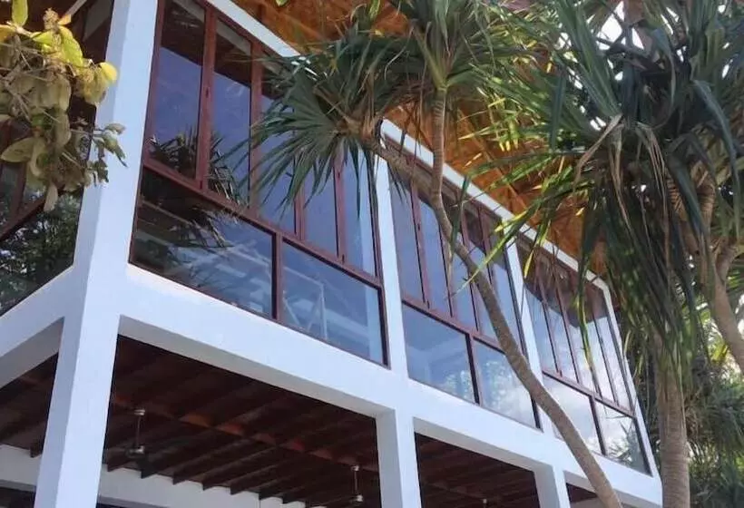 Lomakeskus Pulau Weh Paradise