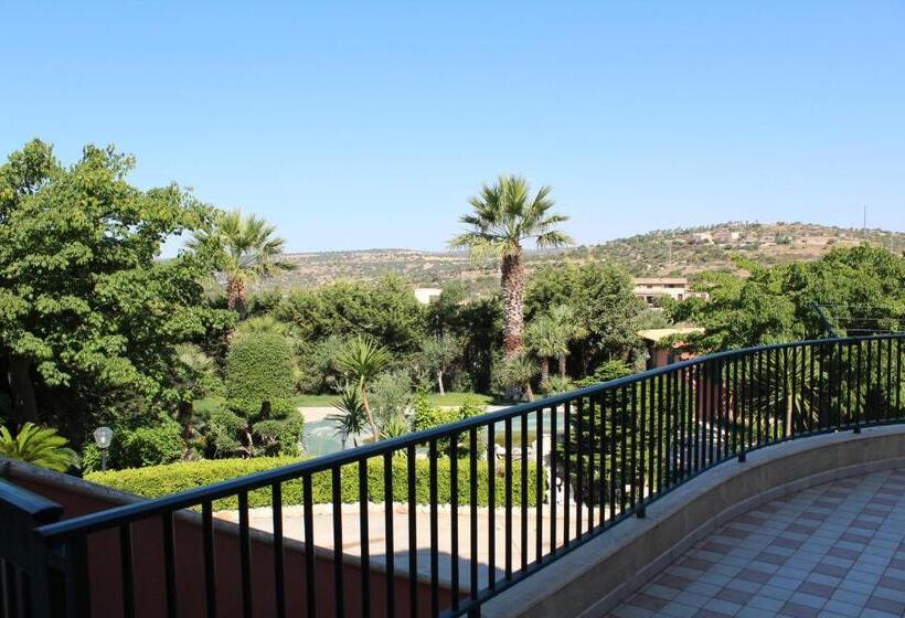 צימר Villa Orchidea