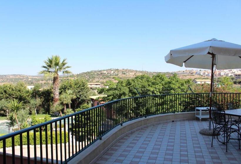 צימר Villa Orchidea