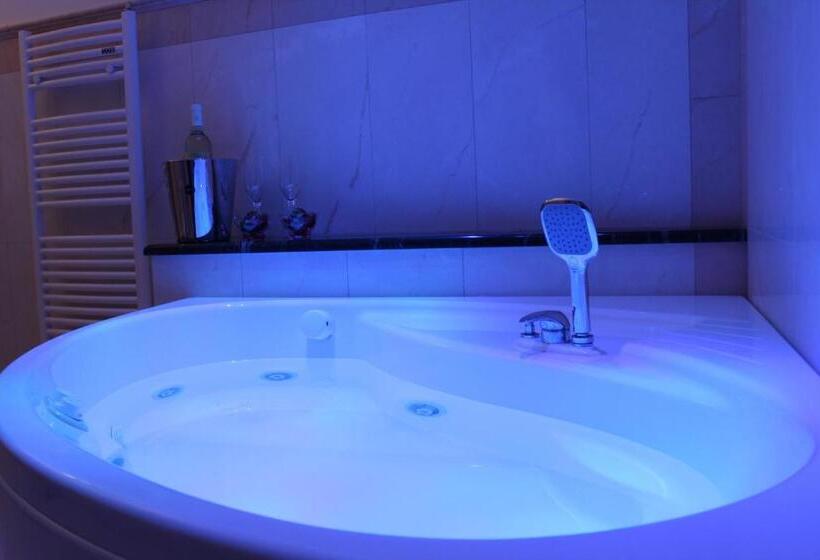 צימר Villa Orchidea