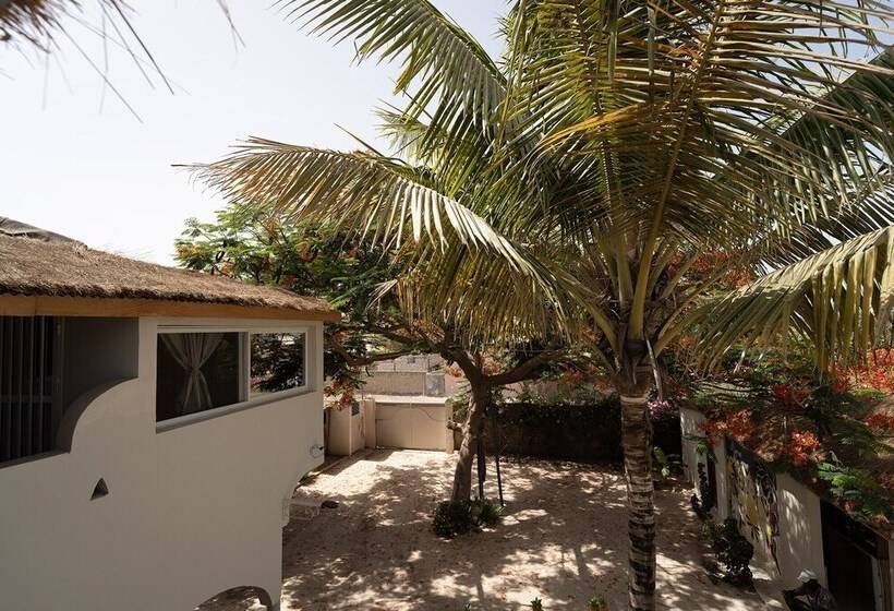 تختخواب و صبحانه La Teranga Toubacouta