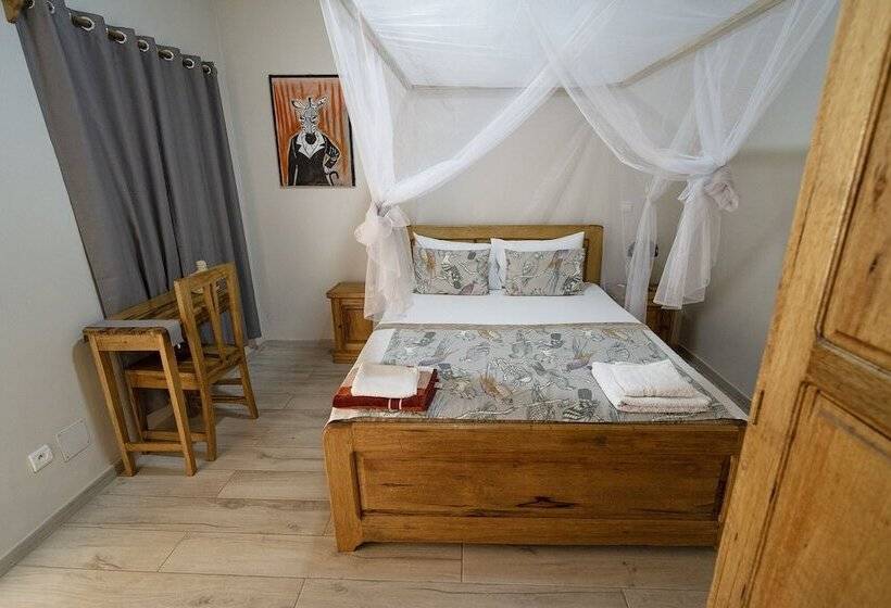 تختخواب و صبحانه La Teranga Toubacouta