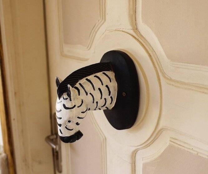 تختخواب و صبحانه La Teranga Toubacouta