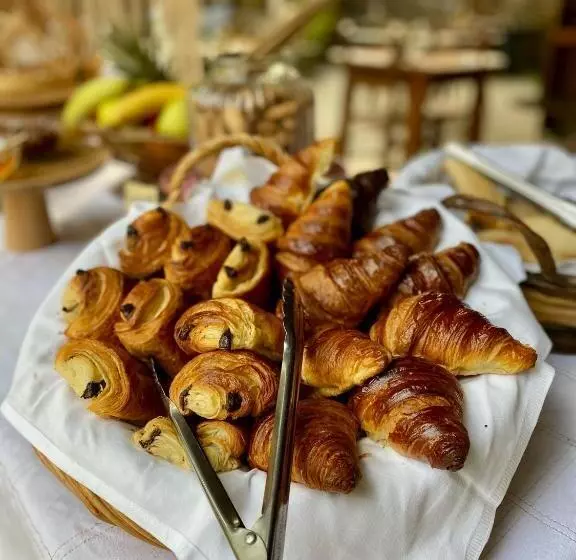 ホテル La Bergerie