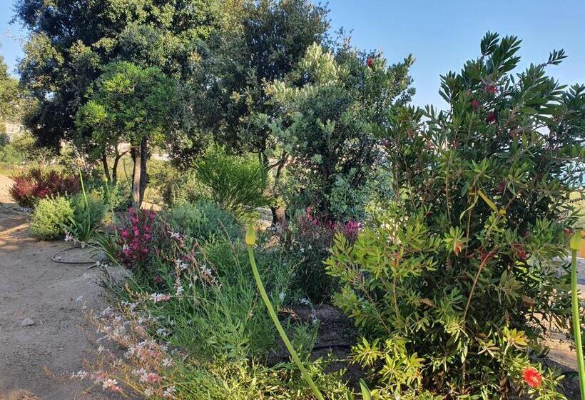 ホテル La Bergerie