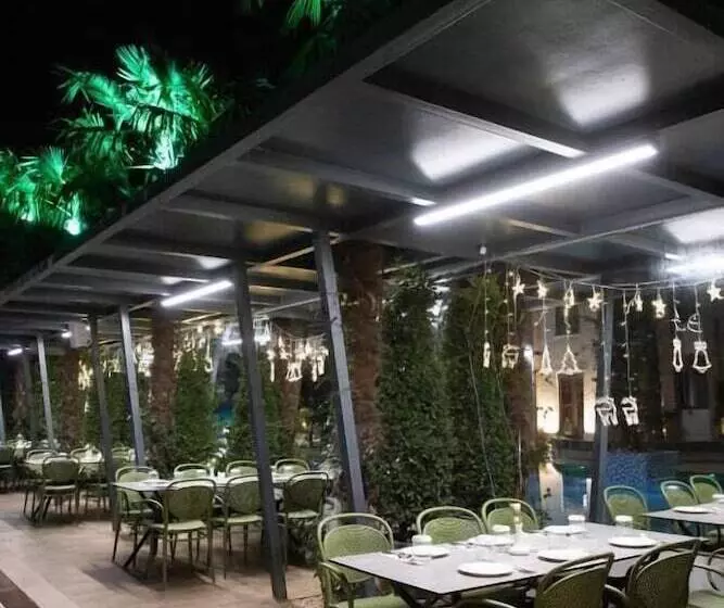هتل Mandarinnart