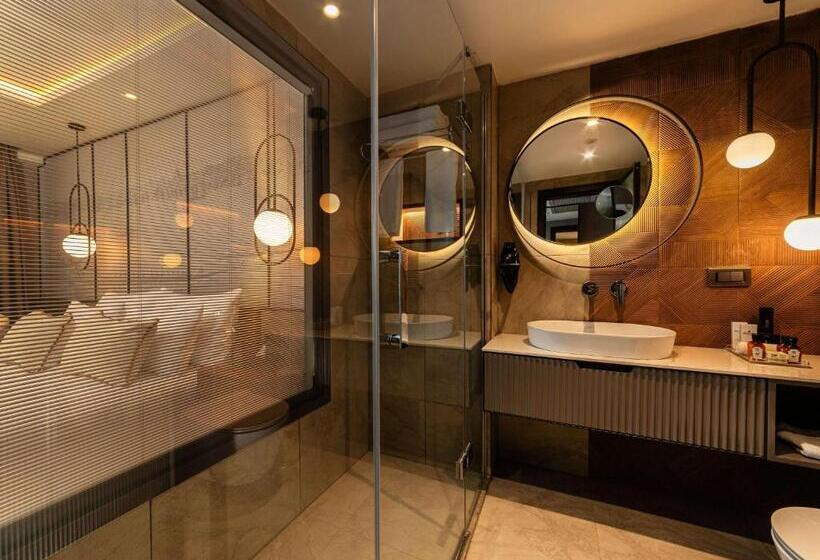 Levni Istanbul Hotel Handwritten Collection