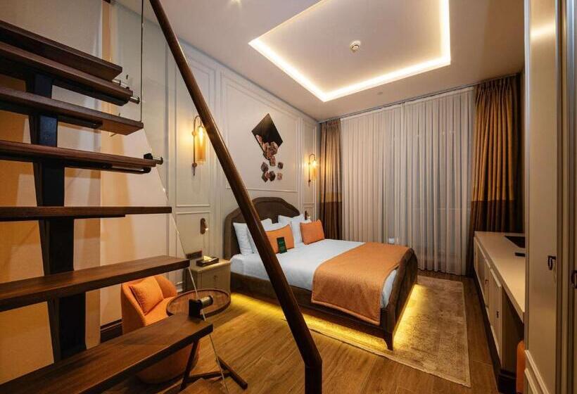 Levni Istanbul Hotel Handwritten Collection